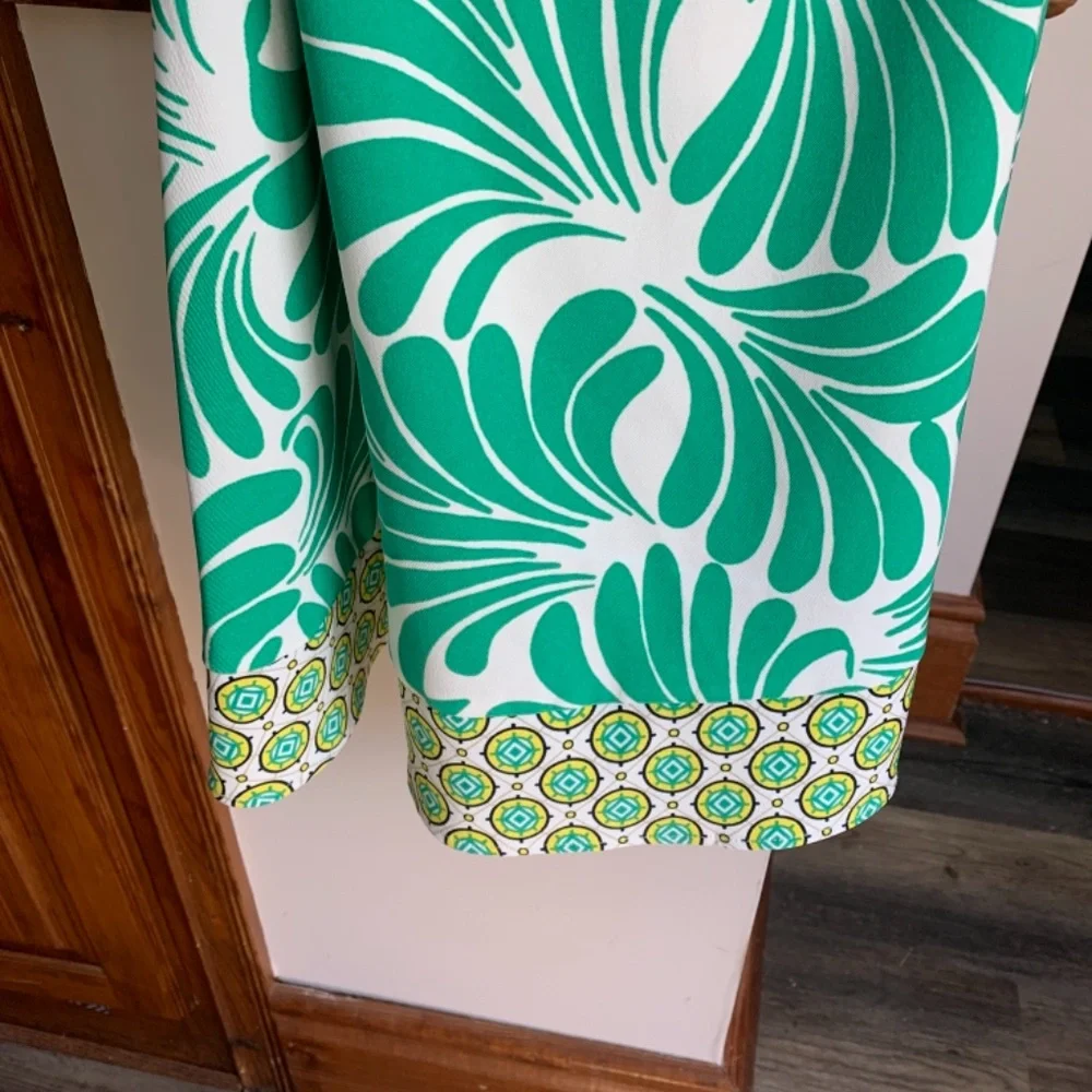 AGB petites contrasting back bow dress. Worn‎ 2x